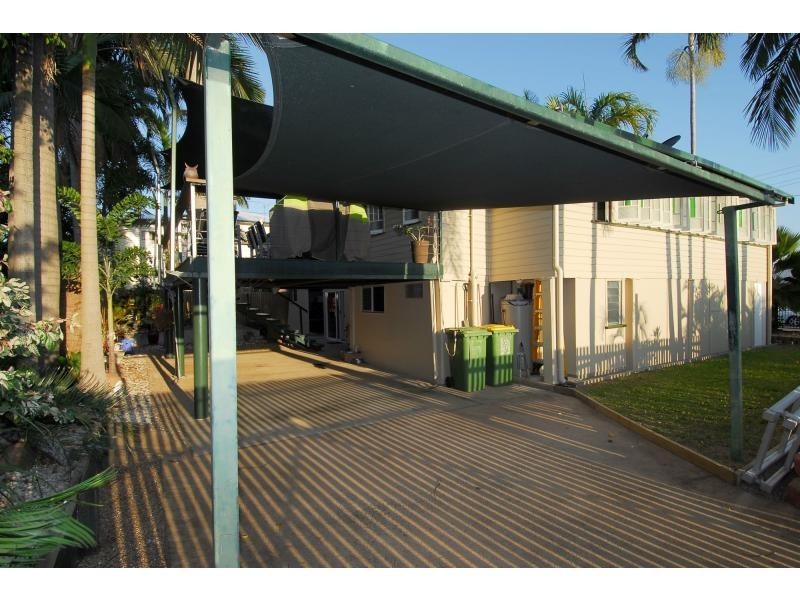 3 John Street, West End QLD 4810