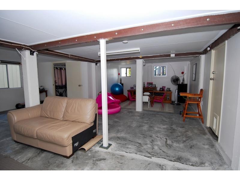 3 John Street, West End QLD 4810