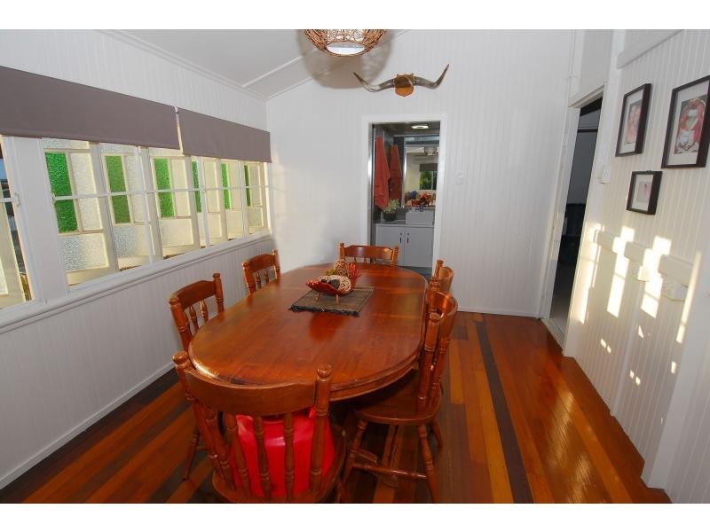 3 John Street, West End QLD 4810