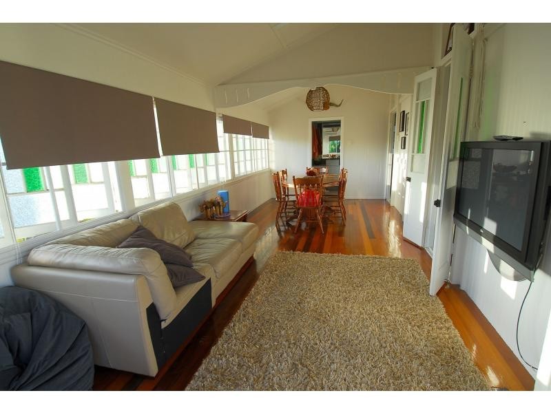 3 John Street, West End QLD 4810