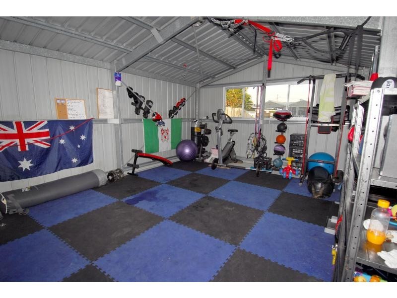 3 John Street, West End QLD 4810