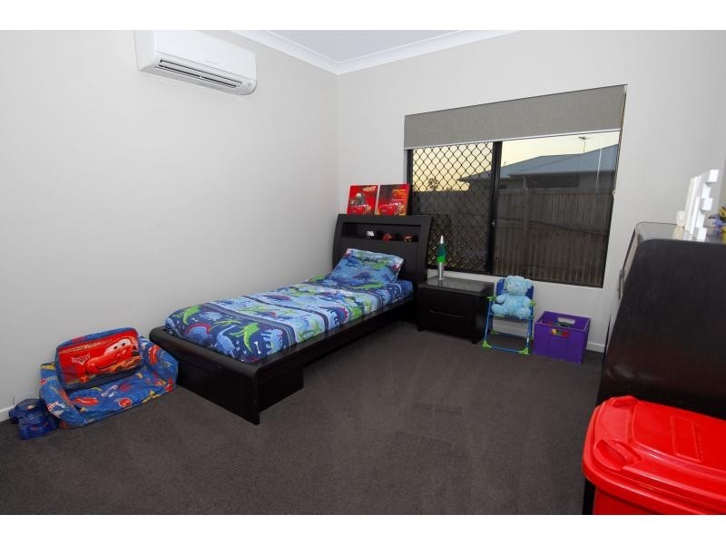 21 Mariala Court, Bushland Beach QLD 4818