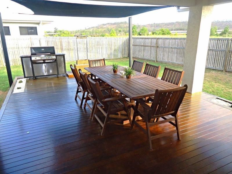 21 Mariala Court, Bushland Beach QLD 4818