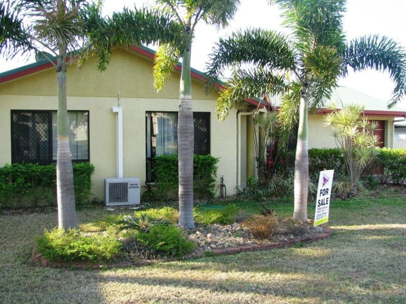 21 Crestbrook Drive, Mount Louisa QLD 4814