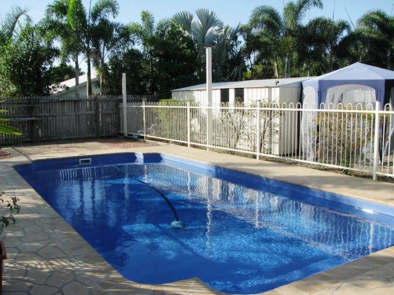 21 Crestbrook Drive, Mount Louisa QLD 4814