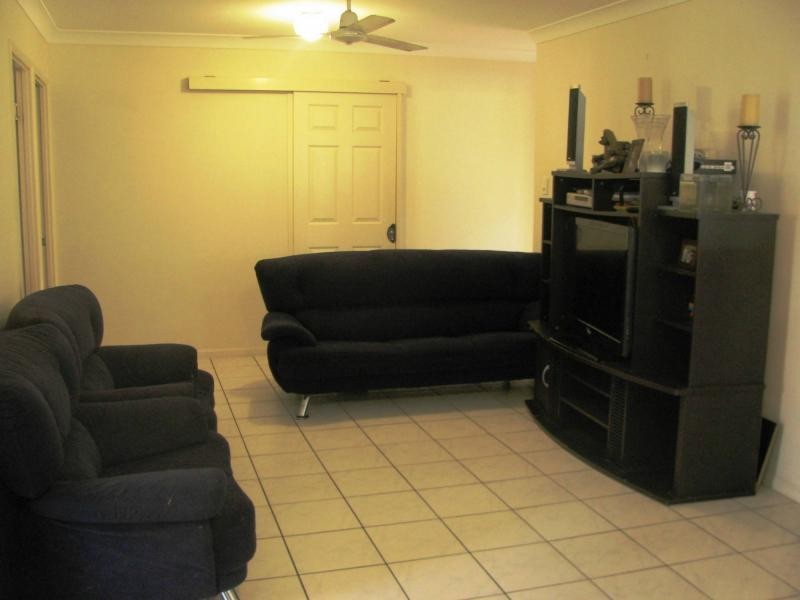 21 Crestbrook Drive, Mount Louisa QLD 4814