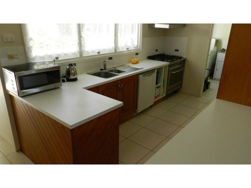 36 Wellington Street, Mundingburra QLD 4812