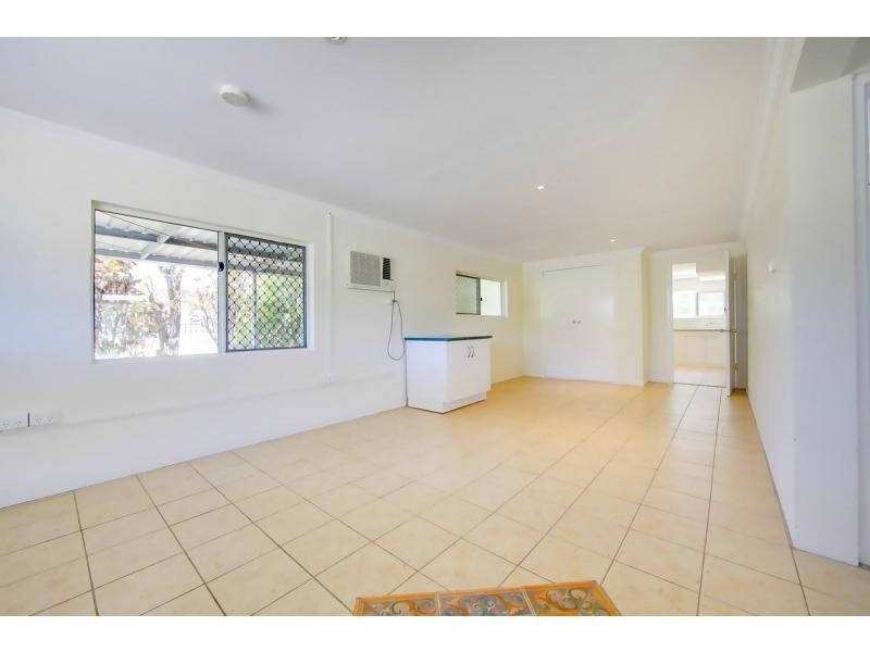 5 Karina Crescent, Rasmussen QLD 4815