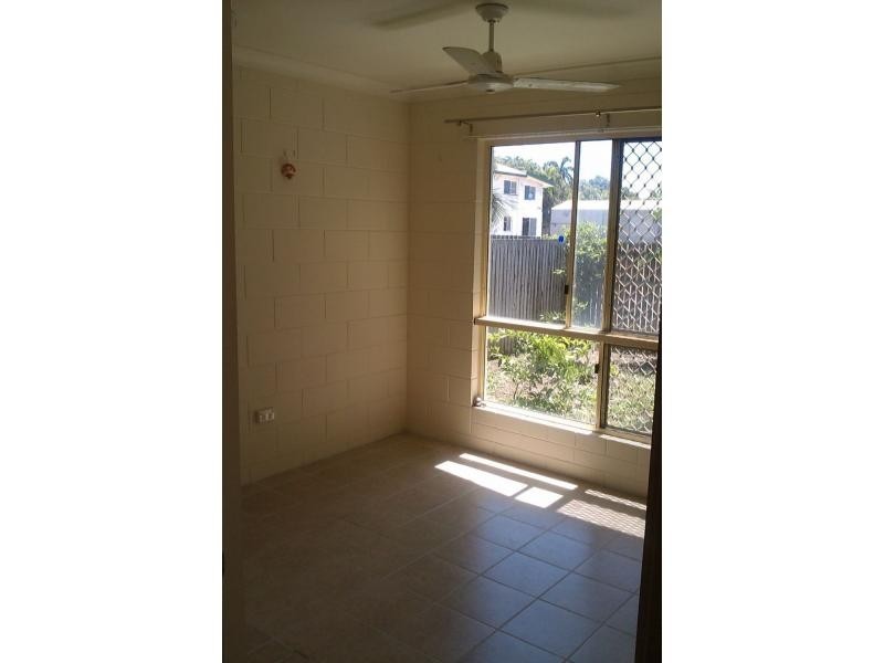 19 Tomkins Street, Cluden QLD 4811