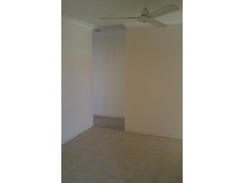 19 Tomkins Street, Cluden QLD 4811