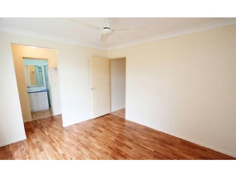 8 Pinnata Place, Kirwan QLD 4817