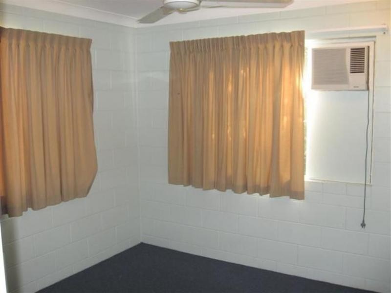 Duplex 1/10 McAilster Street, Oonoonba QLD 4811