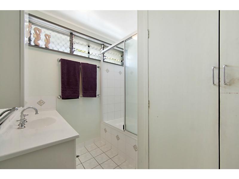 2 Rhodes Street, Heatley QLD 4814