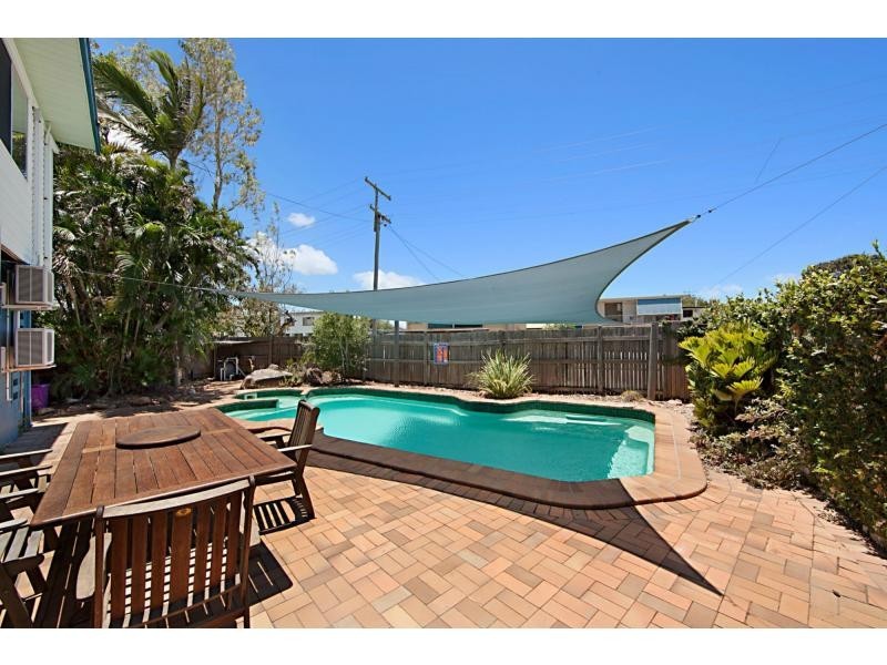 2 Rhodes Street, Heatley QLD 4814