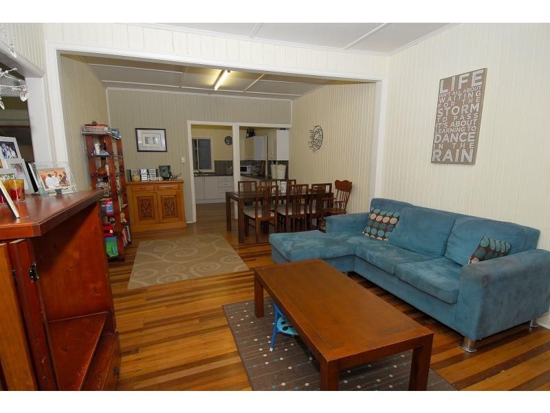 4 Barbeler Street, Currajong QLD 4812