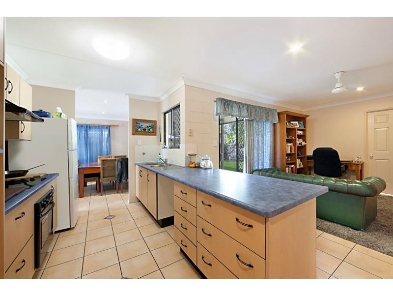 31 Burbank Way, Kirwan QLD 4817