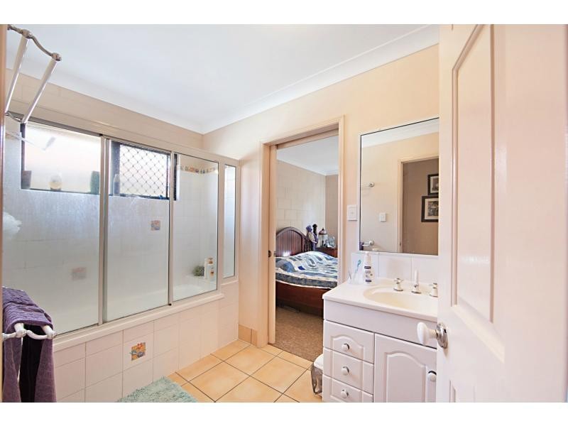 31 Burbank Way, Kirwan QLD 4817