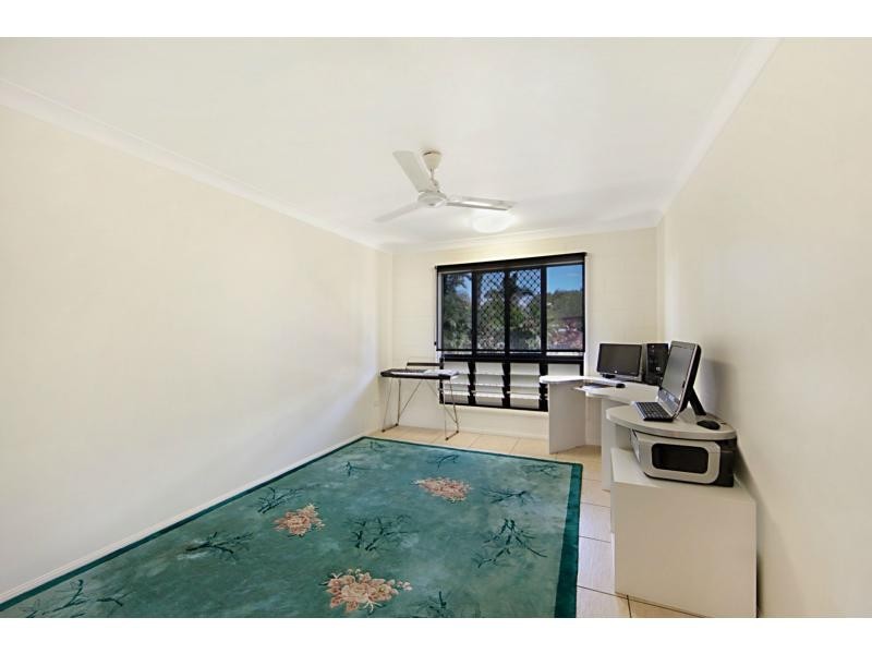 6 Shetland Place, Kelso QLD 4815