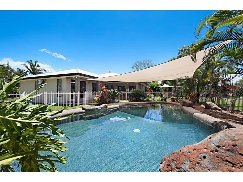 6 Shetland Place, Kelso QLD 4815