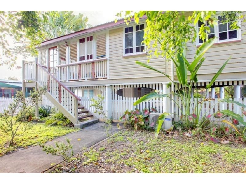 121 Bundock Street, Belgian Gardens QLD 4810