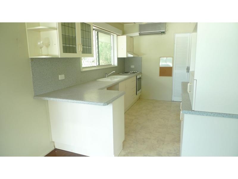 21 Nowland Avenue, Cranbrook QLD 4814