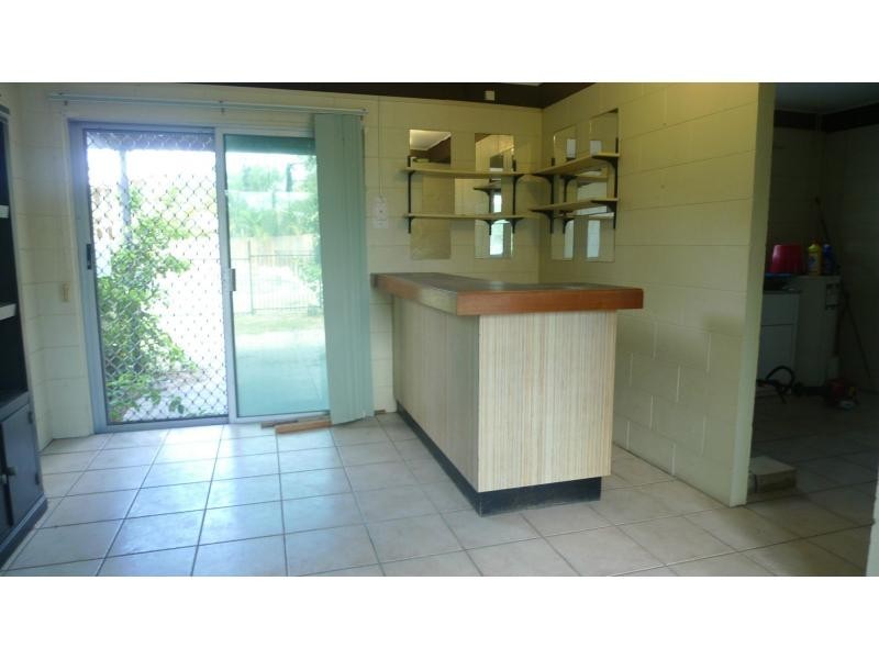 21 Nowland Avenue, Cranbrook QLD 4814