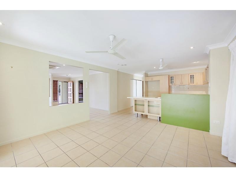2 Chaimberlane Place, Kirwan QLD 4817