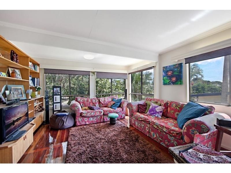 16 Ferntree Street, Kirwan QLD 4817