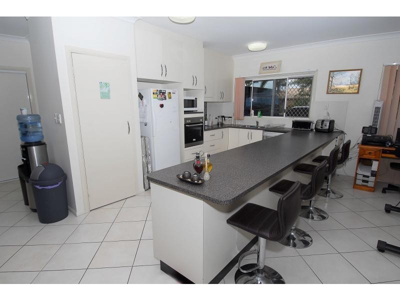 50 Colchester Crescent, Kirwan QLD 4817