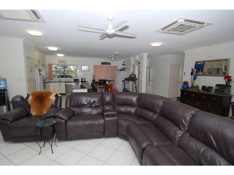 50 Colchester Crescent, Kirwan QLD 4817