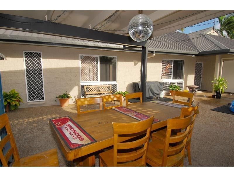 50 Colchester Crescent, Kirwan QLD 4817