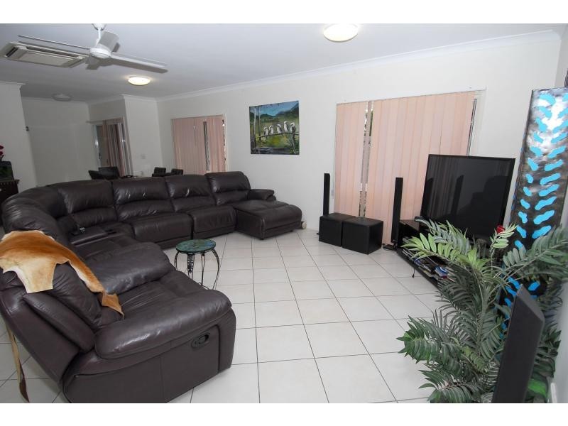 50 Colchester Crescent, Kirwan QLD 4817