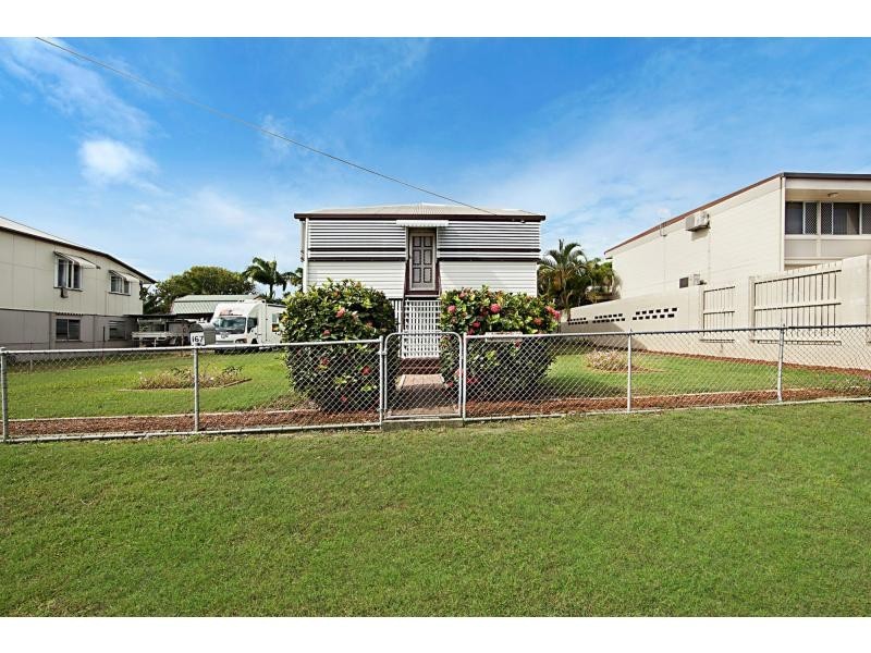 167 Francis Street, West End QLD 4810