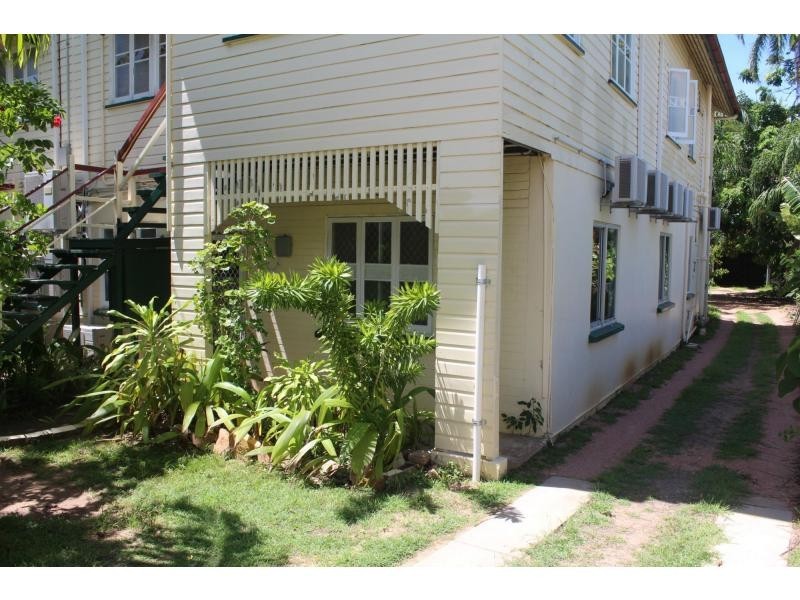 4/31 Cook Street, North Ward QLD 4810