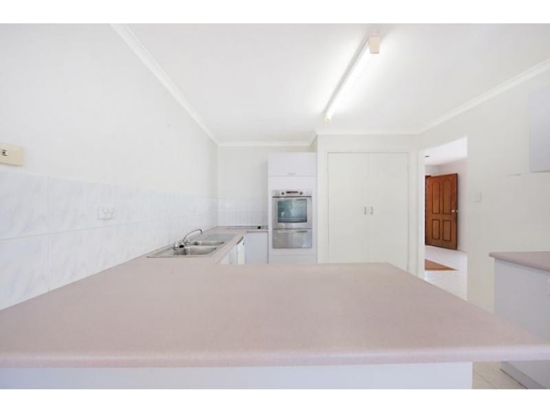 18 Kurrajong Court, Bushland Beach QLD 4818