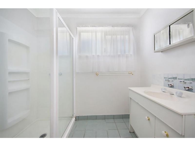 18 Kurrajong Court, Bushland Beach QLD 4818