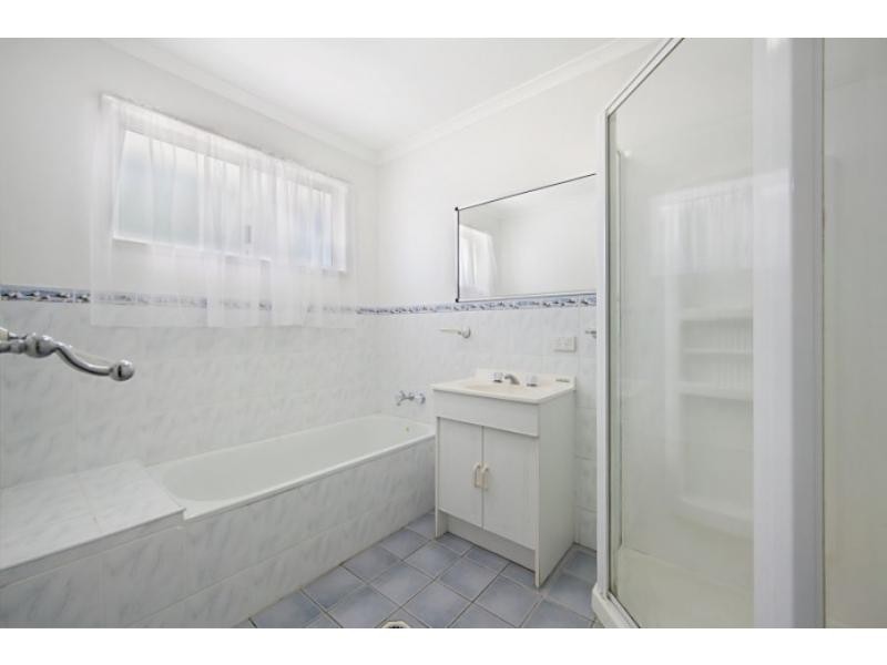 18 Kurrajong Court, Bushland Beach QLD 4818