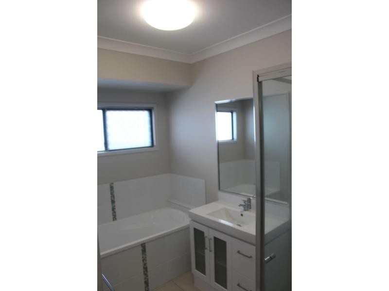 23 Twinview Terrace, Idalia QLD 4811