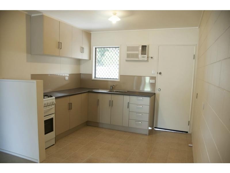 7 Bent Street, Mundingburra QLD 4812