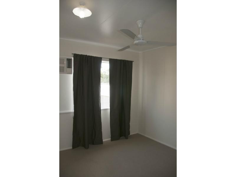 7 Bent Street, Mundingburra QLD 4812