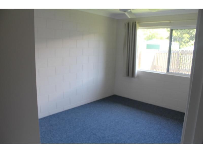 Unit 1/12/14 Lamington Road, West End QLD 4810