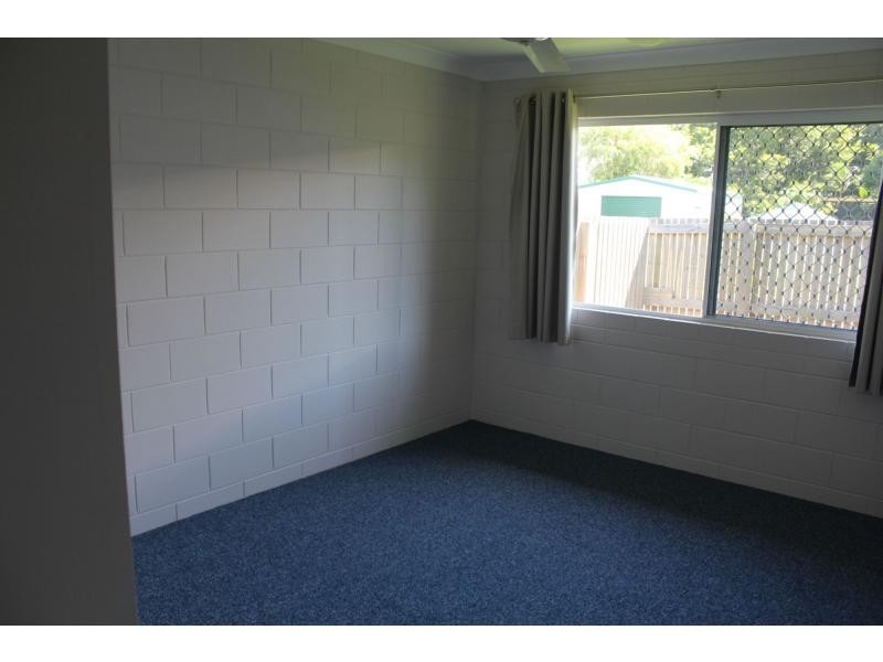 Unit 1/12/14 Lamington Road, West End QLD 4810