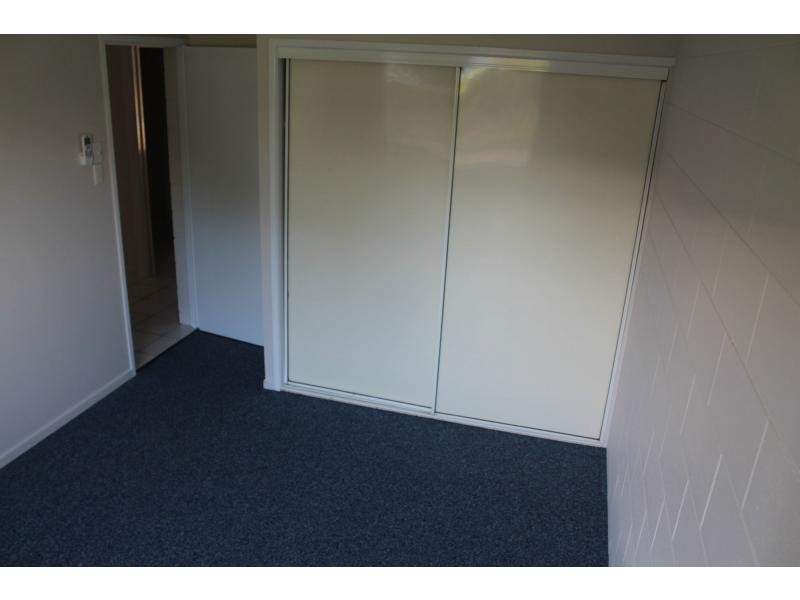 Unit 1/12/14 Lamington Road, West End QLD 4810