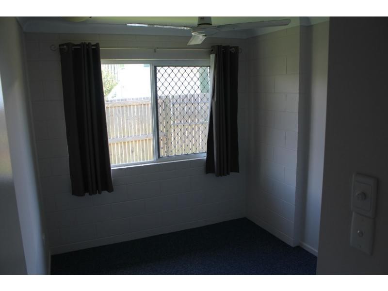 Unit 1/12/14 Lamington Road, West End QLD 4810
