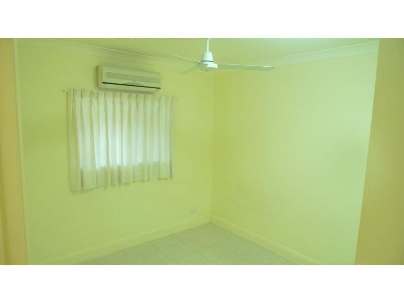 Unit 1/43 Park Street, Pimlico QLD 4812