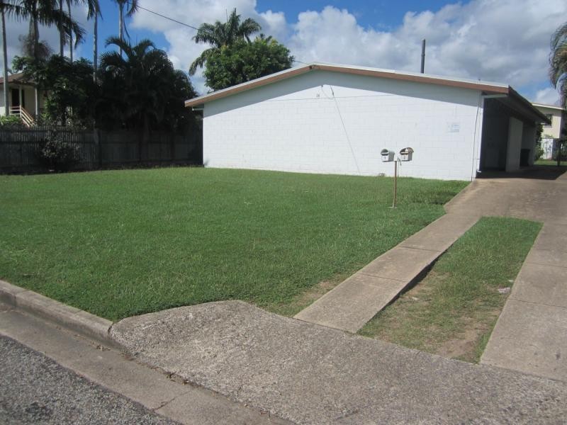 2/26 McBride Street, Kirwan QLD 4817