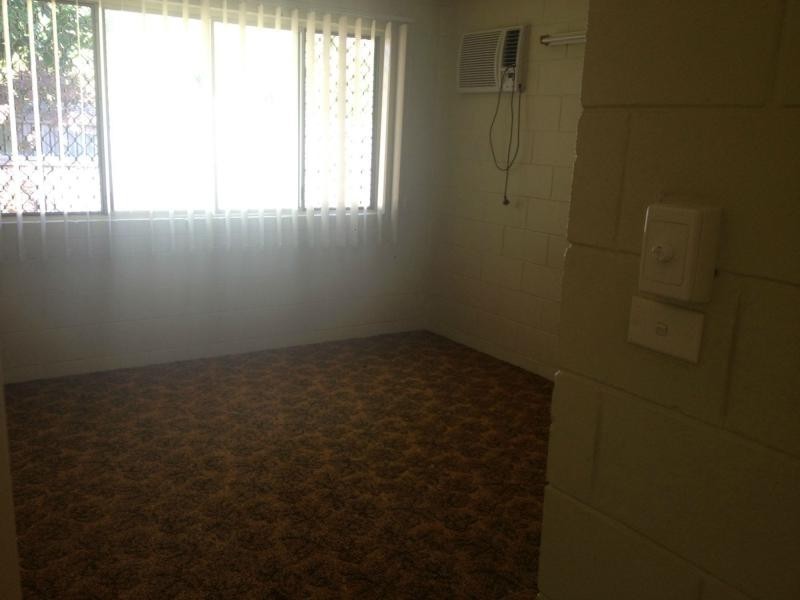 2/26 McBride Street, Kirwan QLD 4817