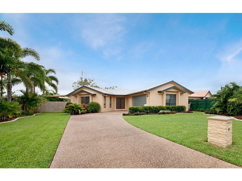 6 Astill Court, Cranbrook QLD 4814