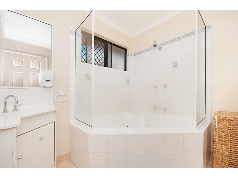 6 Astill Court, Cranbrook QLD 4814