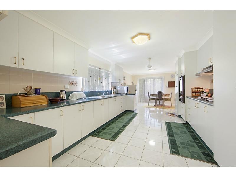 106 Bartlett Road, Horseshoe Lagoon QLD 4809